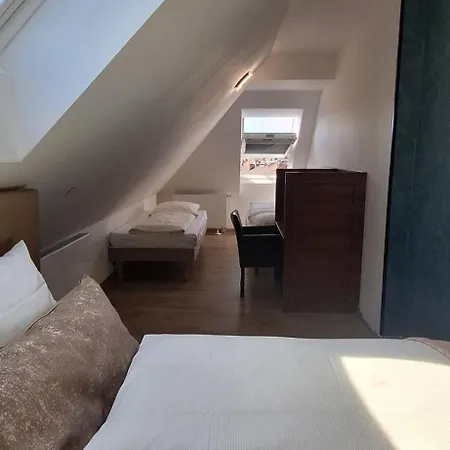 Hotel Villa Sophia Cologne Exterior photo